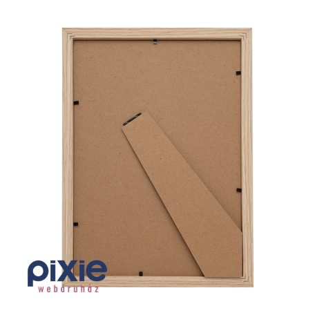 A4-es méretű képkeret fenyő színben