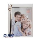  Szívekkel díszített ezüst színű fém képkeret, 13x18 cm-es